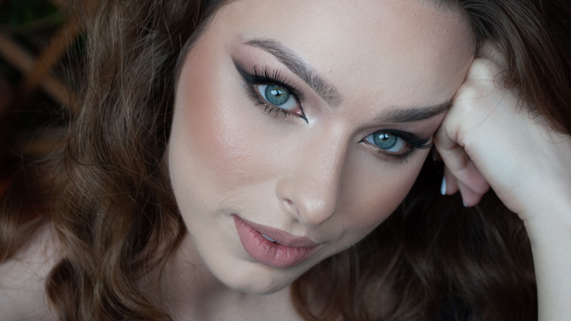 7. L'eyeliner ailé