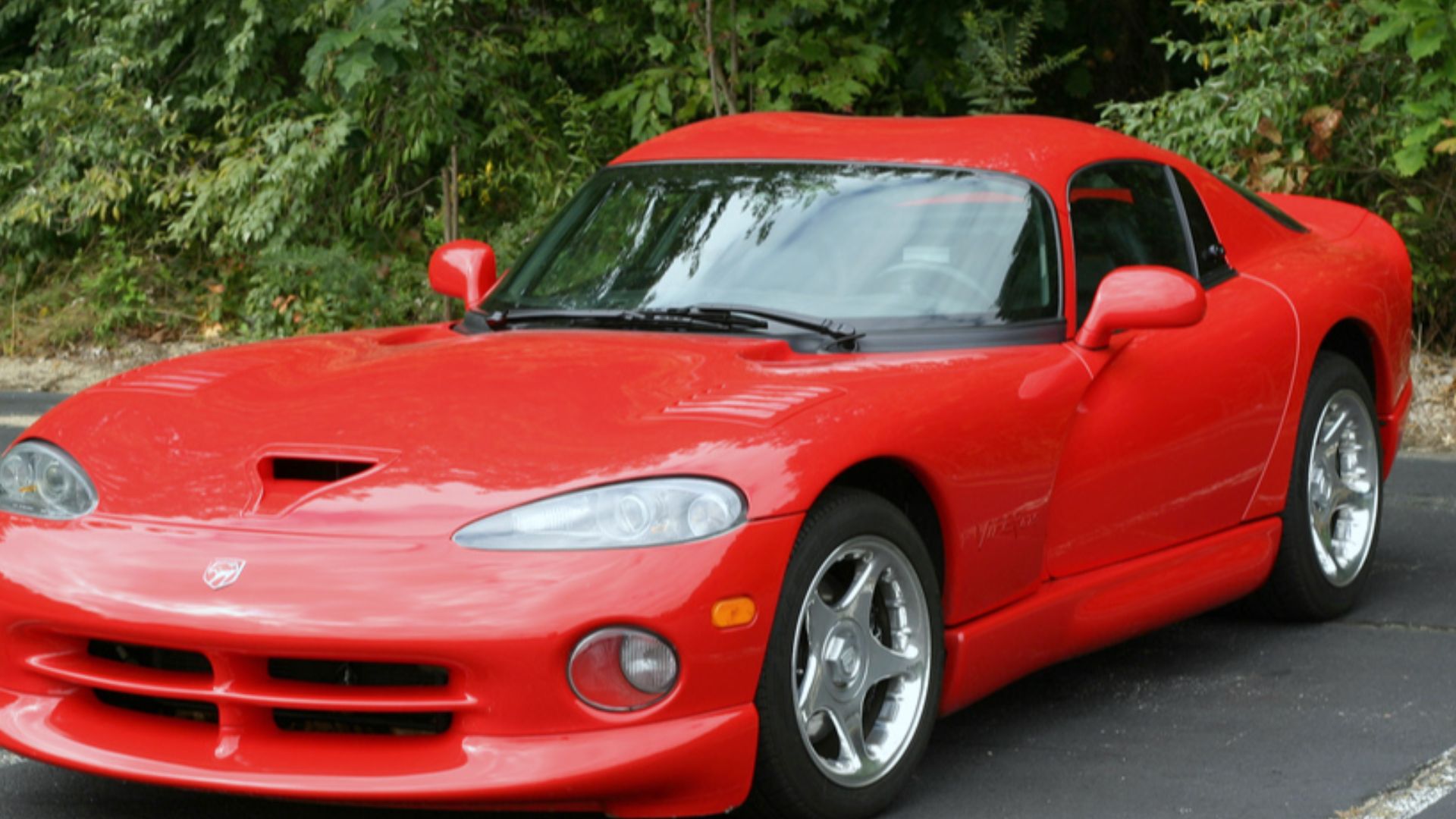 13. Dodge Viper GTS