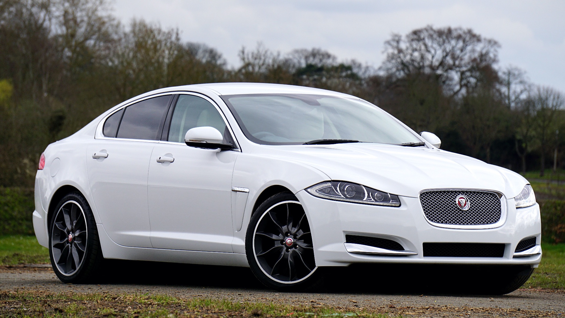 8. Jaguar XF