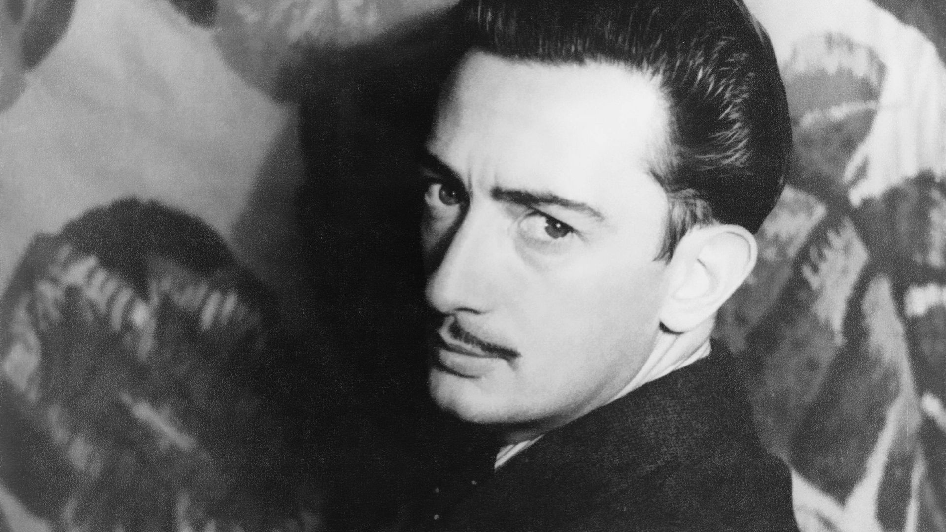 6. Le tour de la clé qui tombe de Salvador Dalí