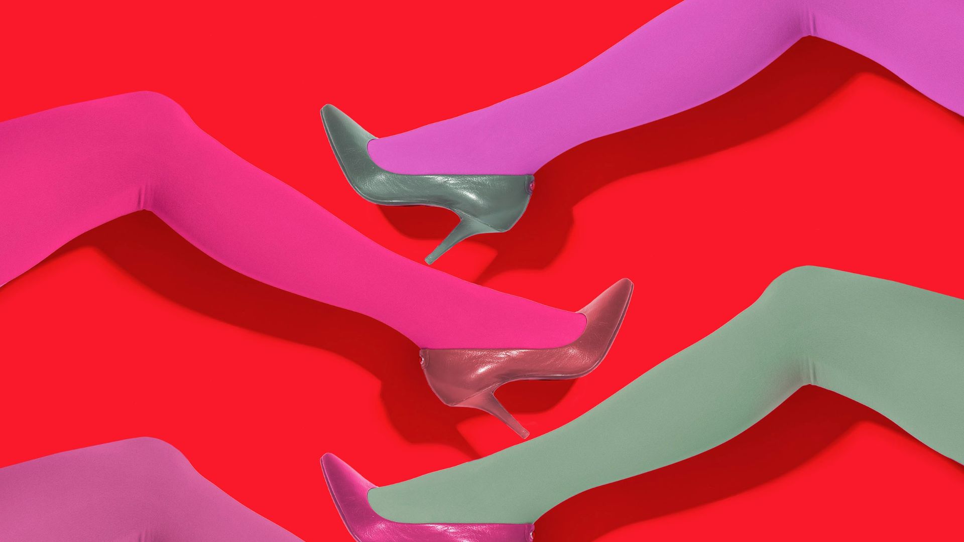 10. Sandales à plateforme en plastique transparent