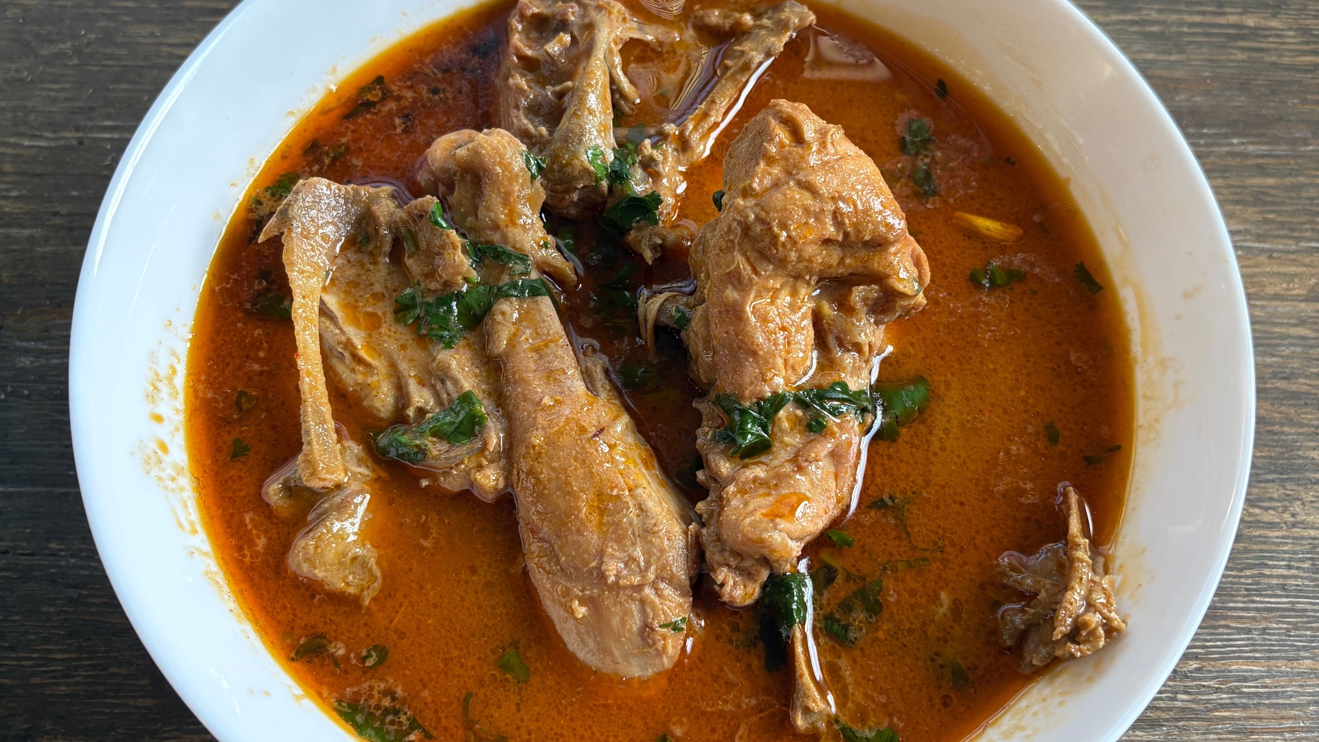 3. Petits morceaux d'os de poulet
