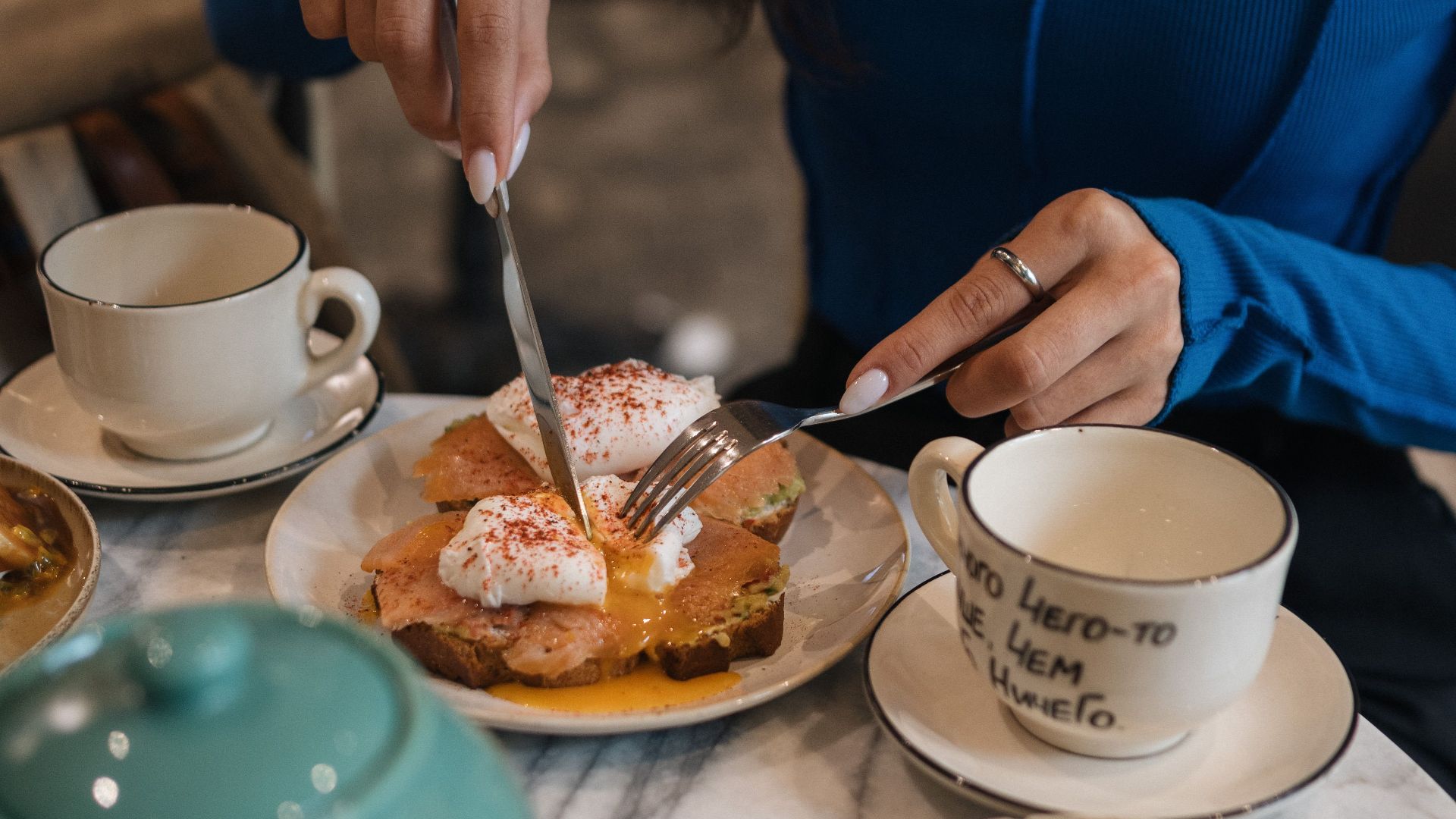 12. Vous vous réveillez chaque matin avec une sensation de faim