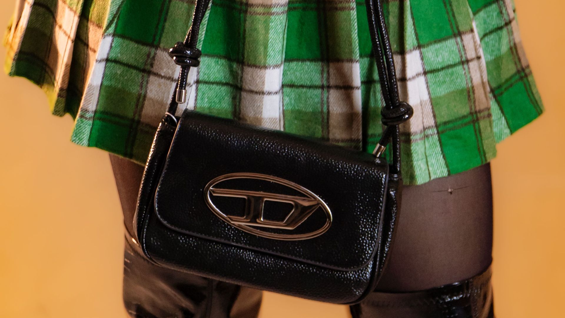 10 marques de sacs à main pour femmes que les hommes respectent… et 10 qu’ils ne respecteront jamais