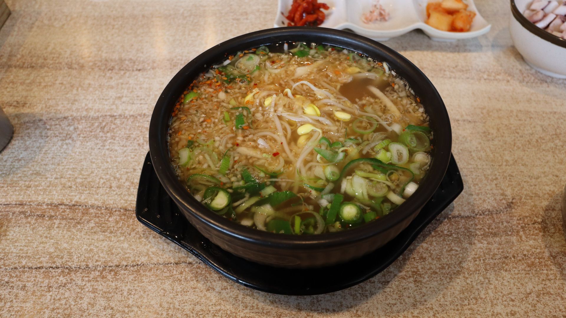 10. Kongnamul Gukbap