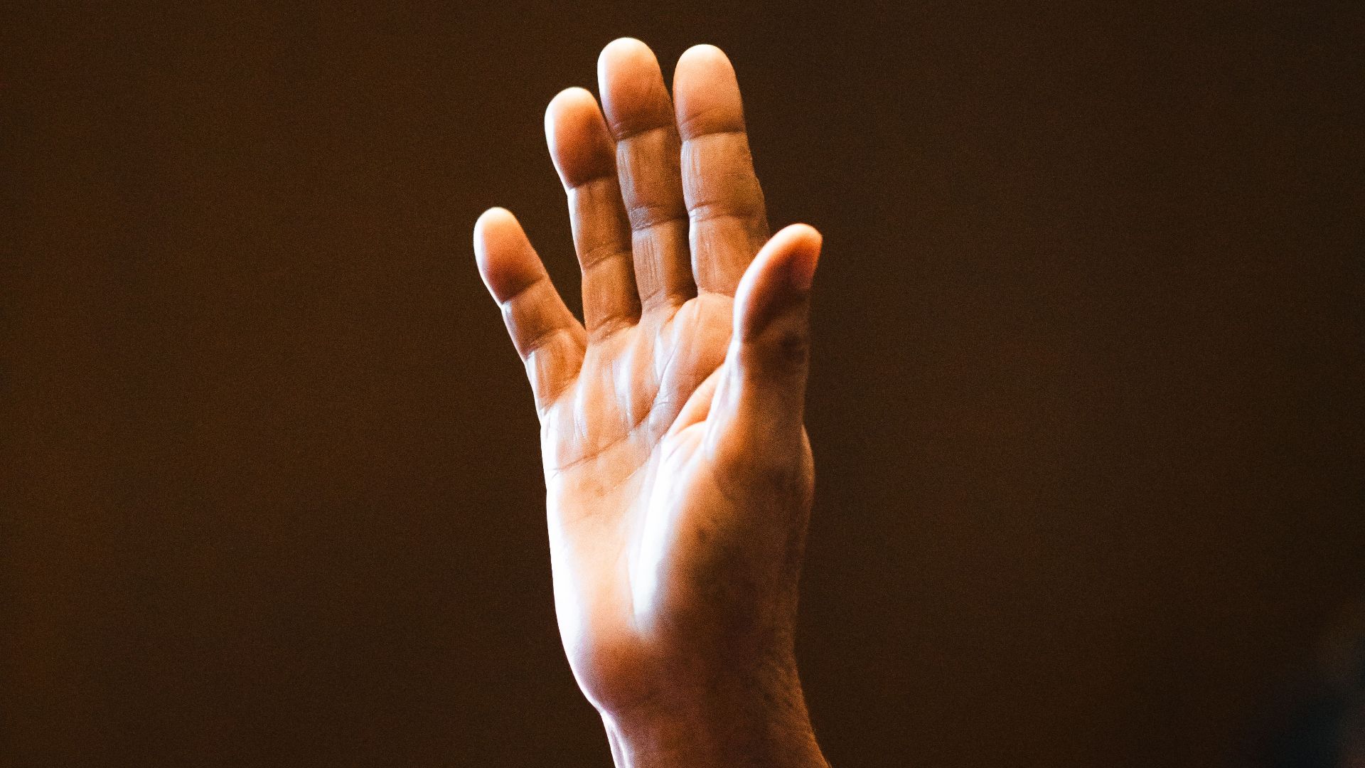 6. Ne parlez que lorsque vous avez la parole