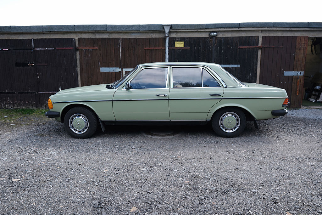 Mercedes-Benz W123