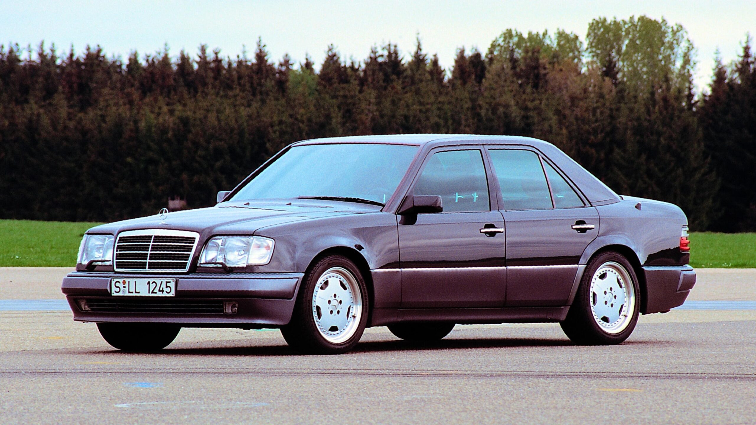 Mercedes-Benz E-Class (W124)