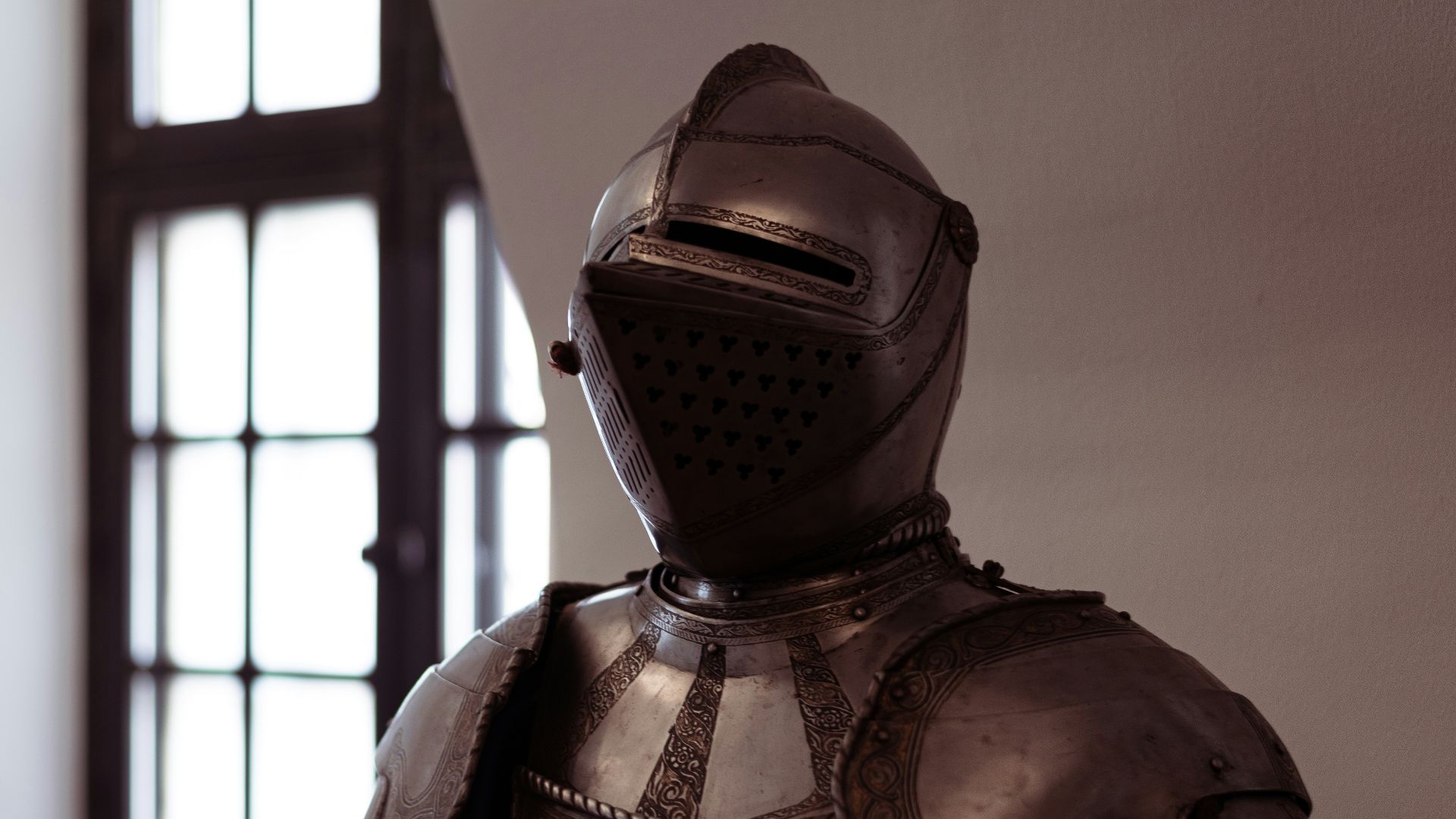 13. L'armure d'Alexandre du prince Henri