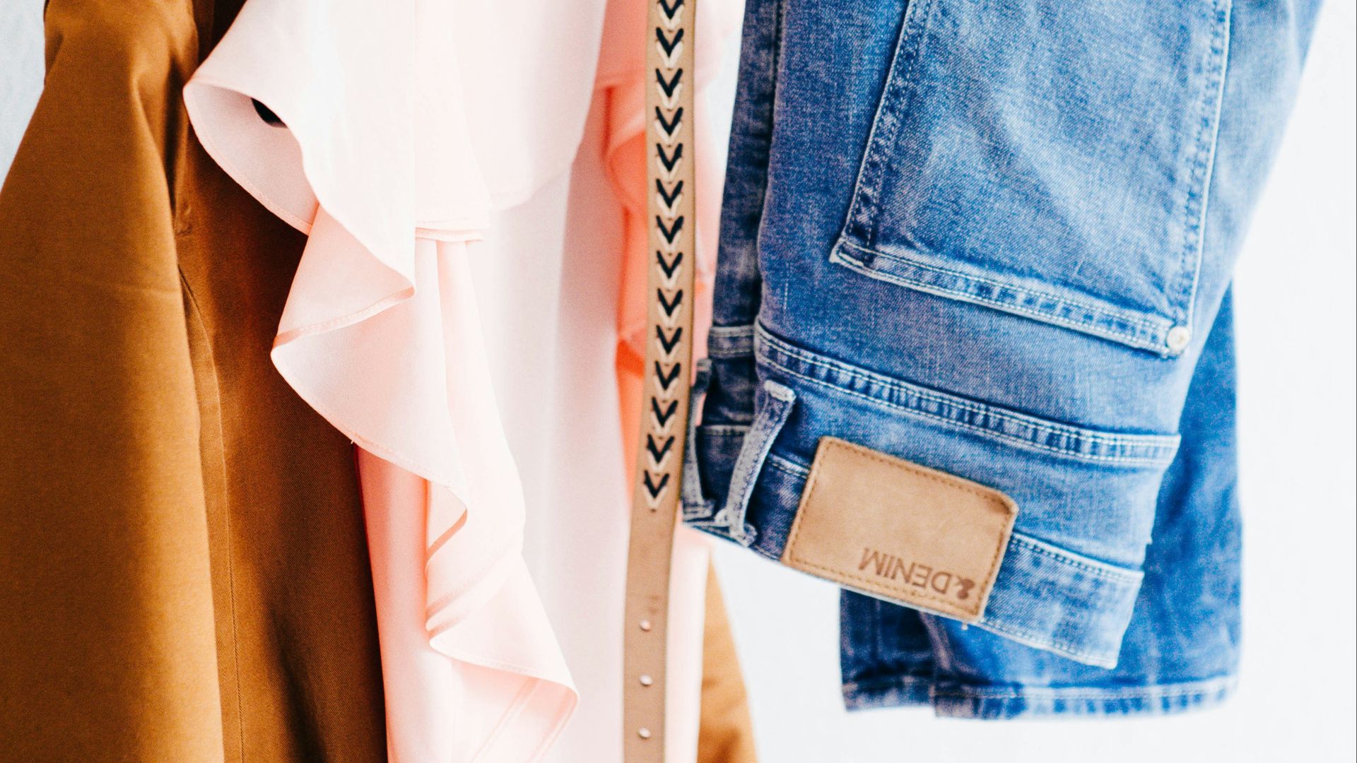9. Superposer des vêtements de différentes longueurs