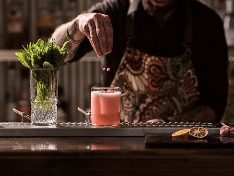 Bar
