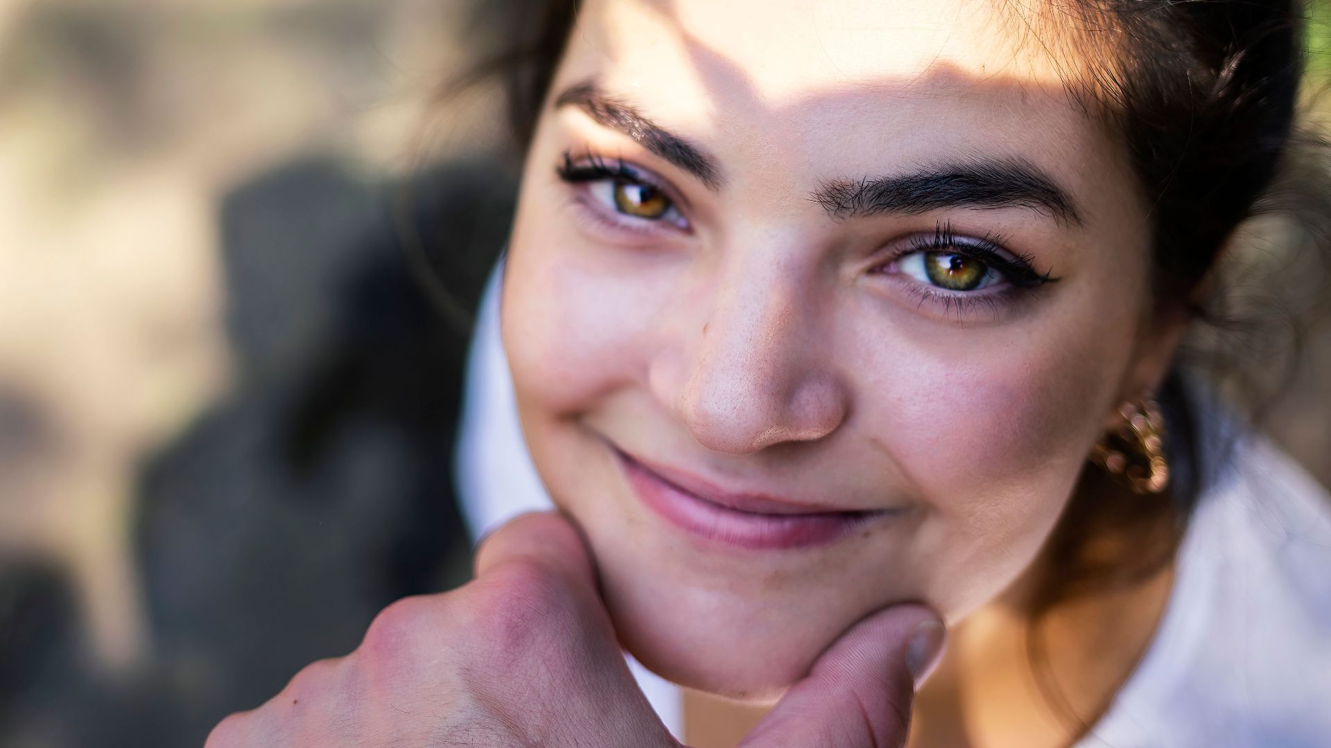 5. Le contact visuel semble naturel