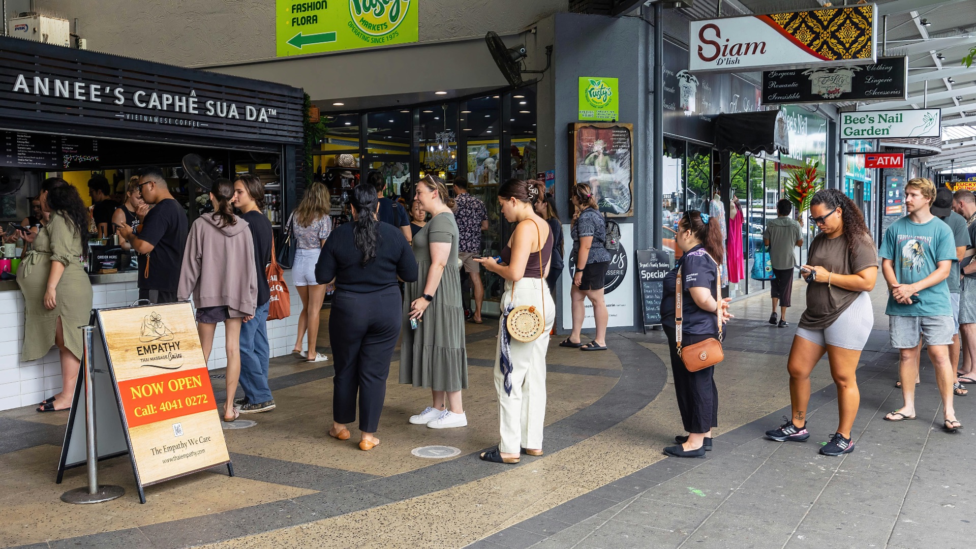 17. Les gens qui doublent dans la file d'attente