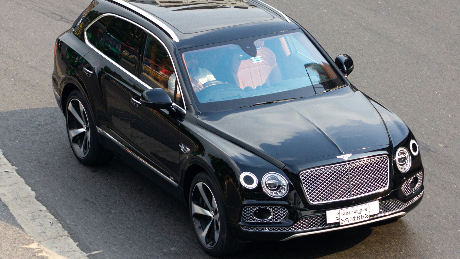 19. Bentley Bentayga « Falconry » by Mulliner (2017)