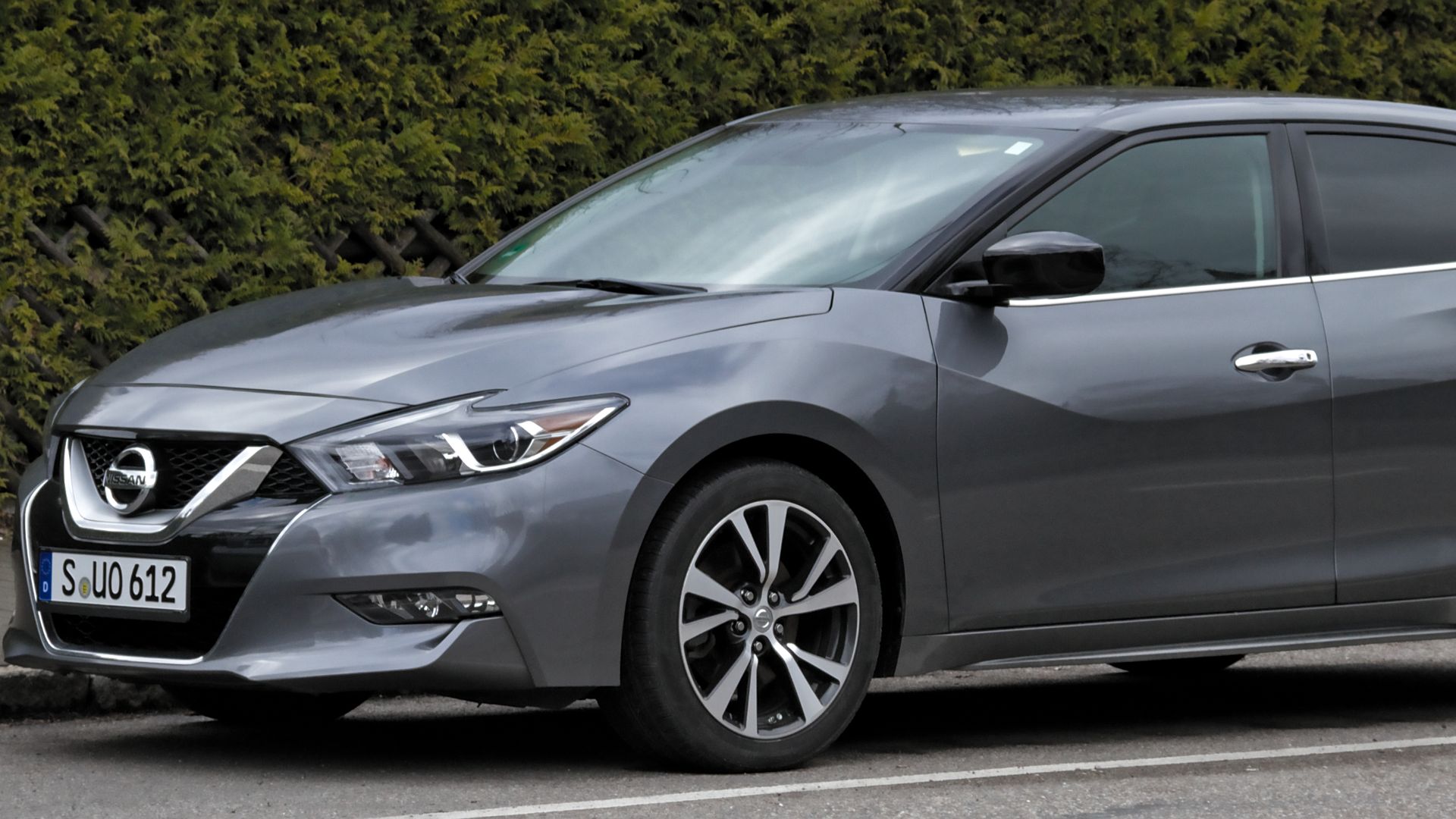 12. Nissan Maxima