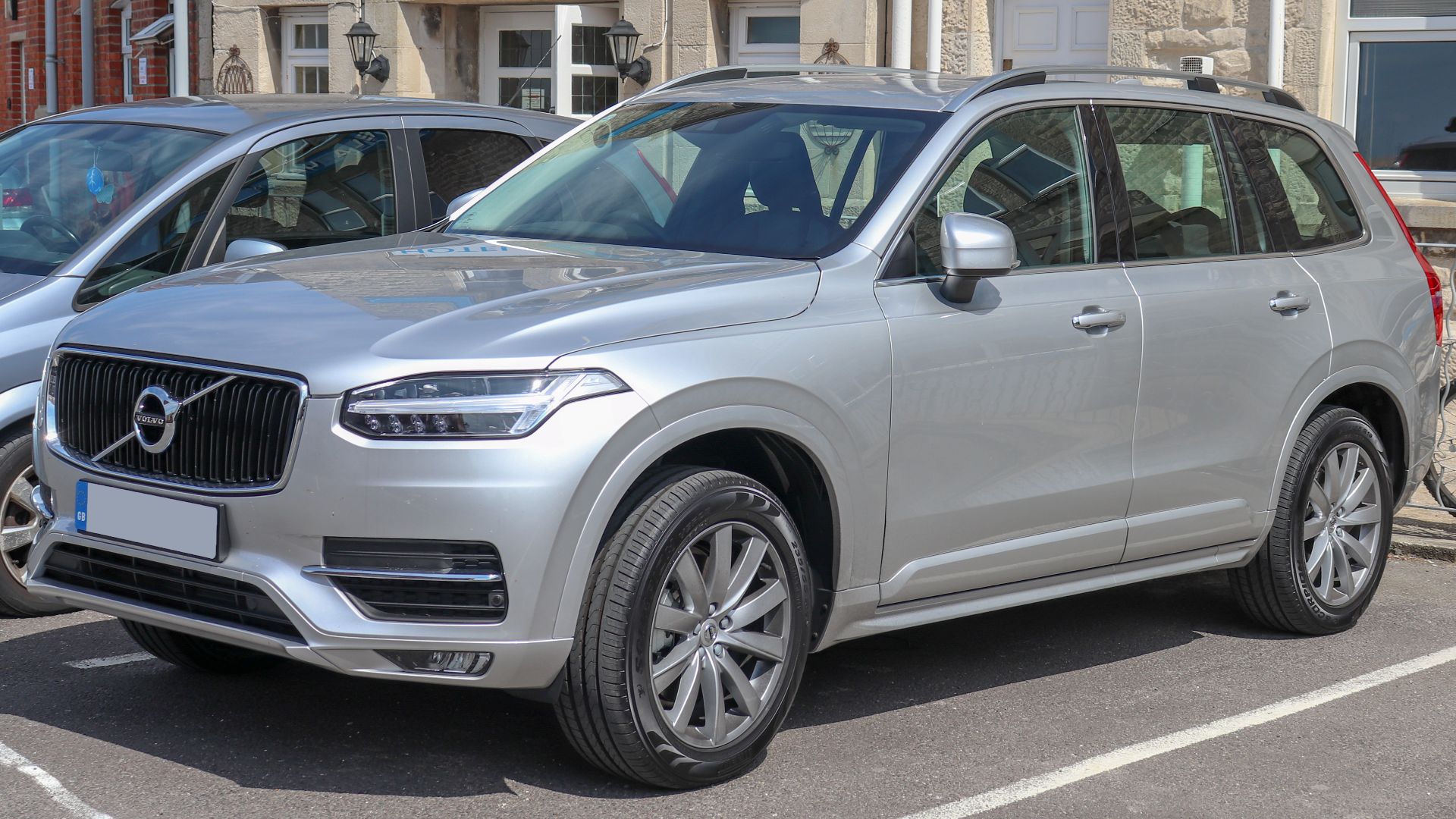 4. Volvo XC90
