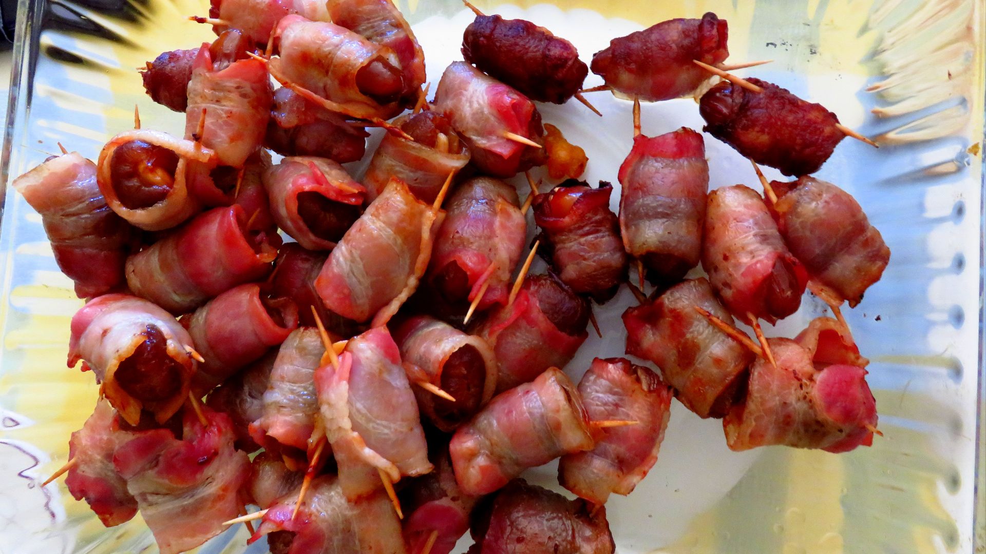 14. Dattes au bacon