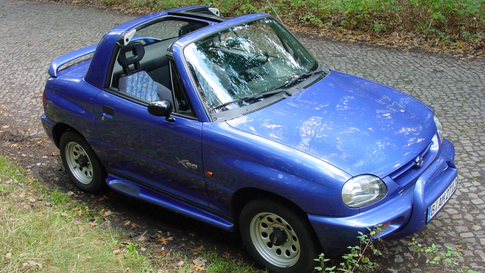 8. Suzuki X-90