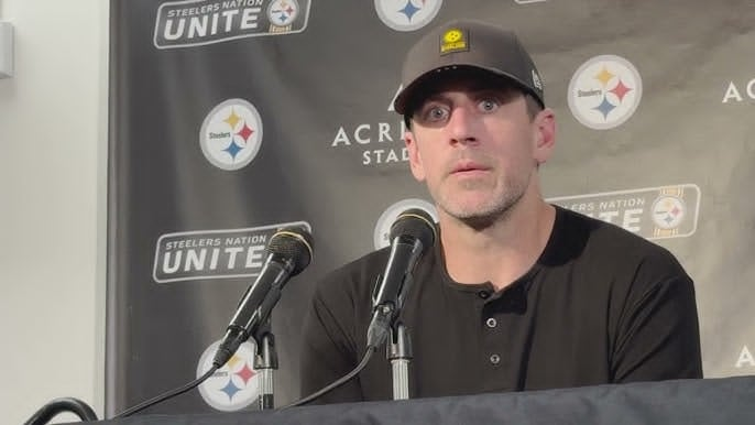 An emotional reunion for Aaron Rodgers with his family