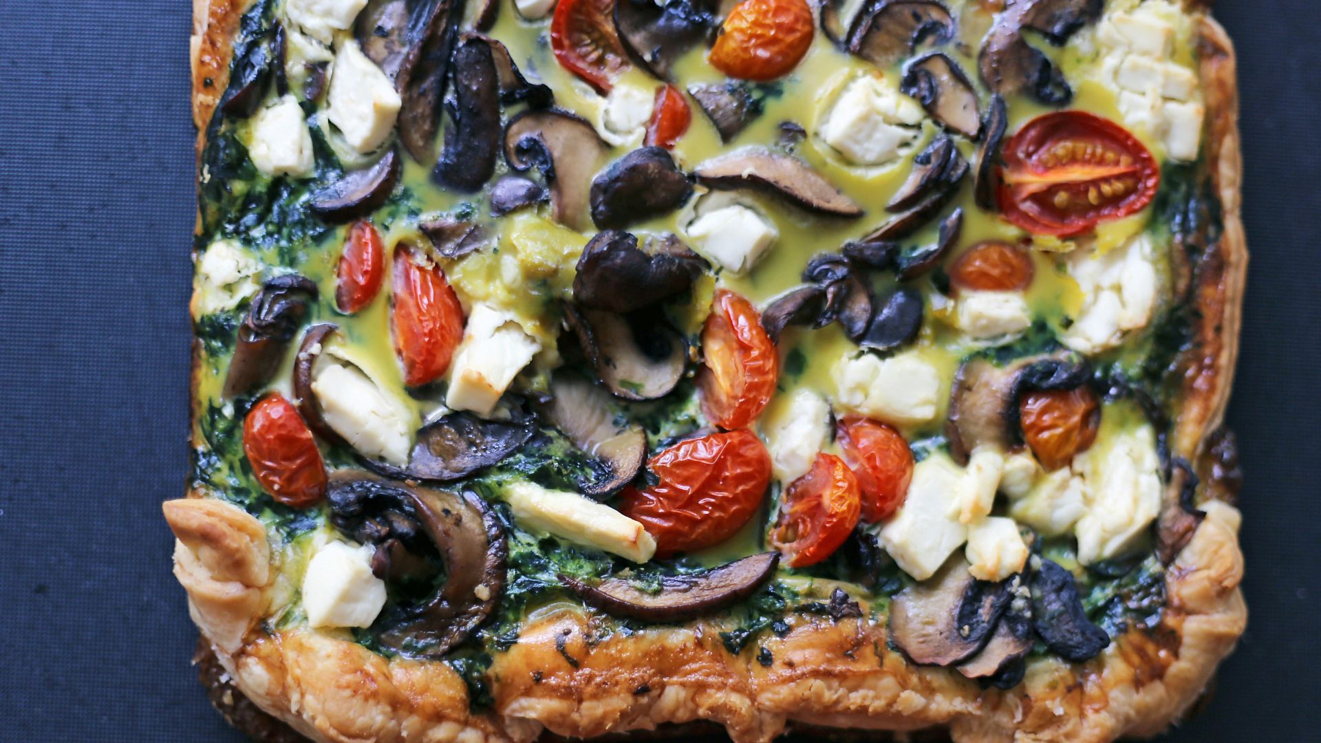 18. Focaccia aux champignons et aux épinards