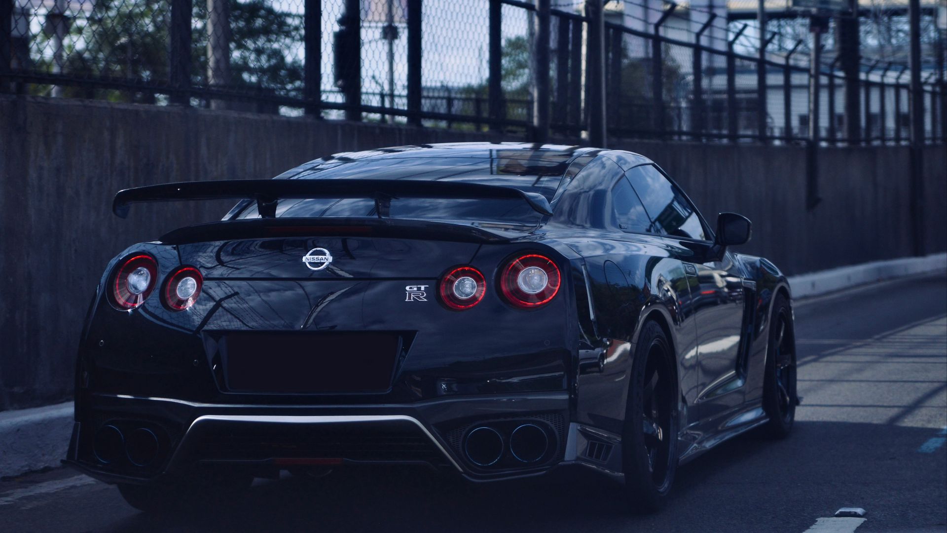 10. Nissan GT-R