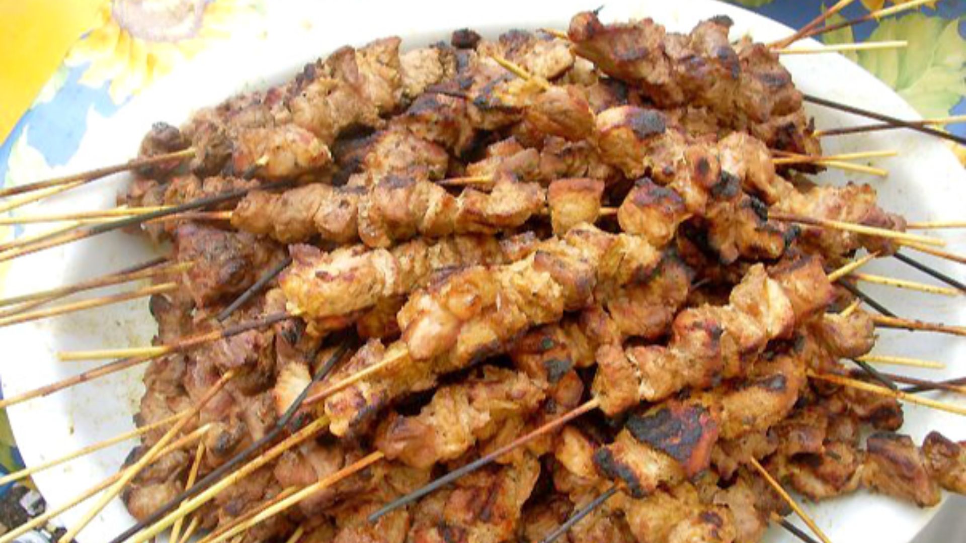 17. Pinchos morunos