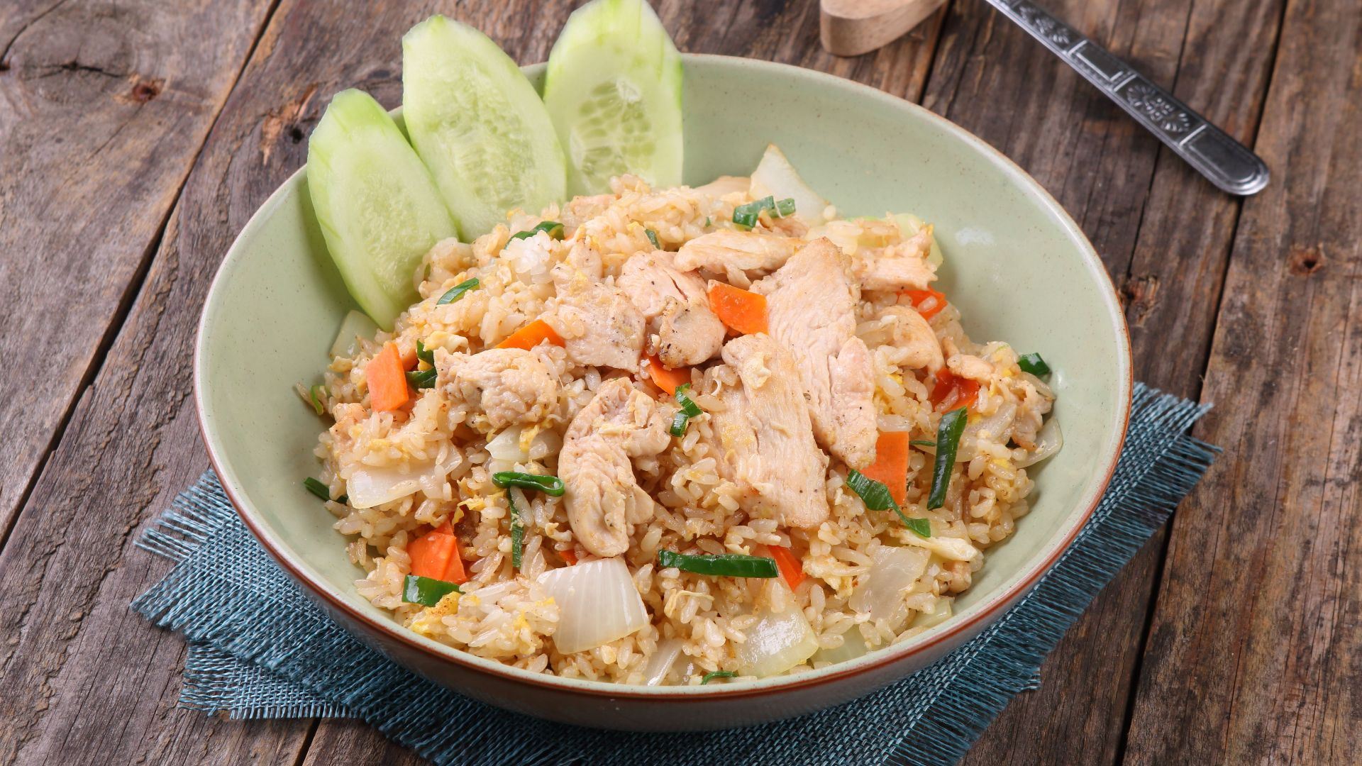 5. Riz frit au poulet