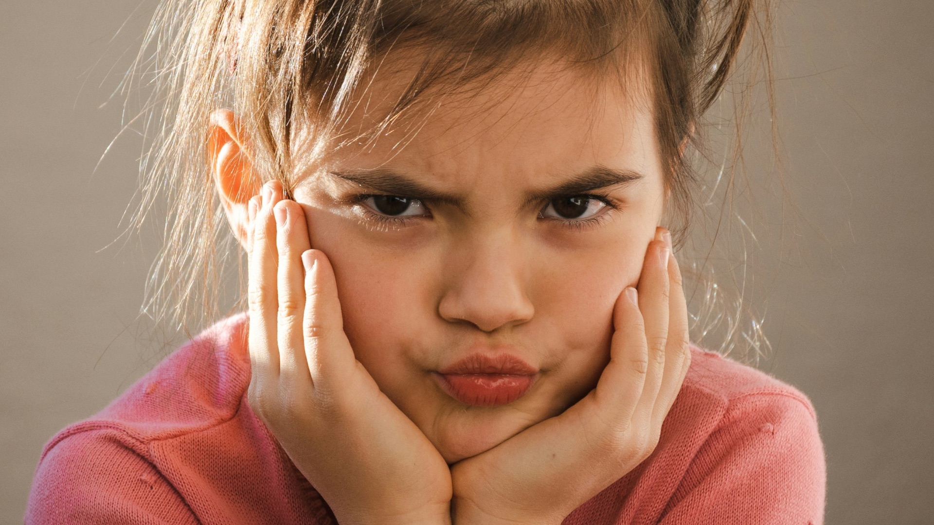 10 aspects agaçants de la vie d’enfant unique et 10 avantages à ne pas avoir de frères et sœurs