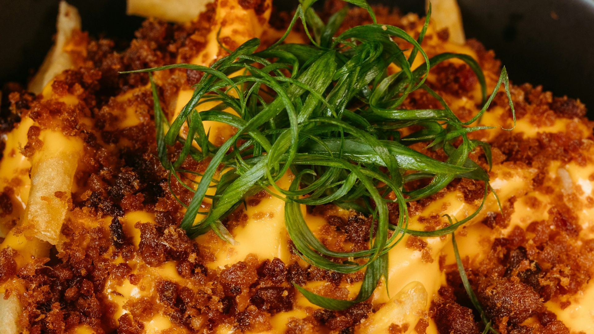 20. Frites au chili et au fromage