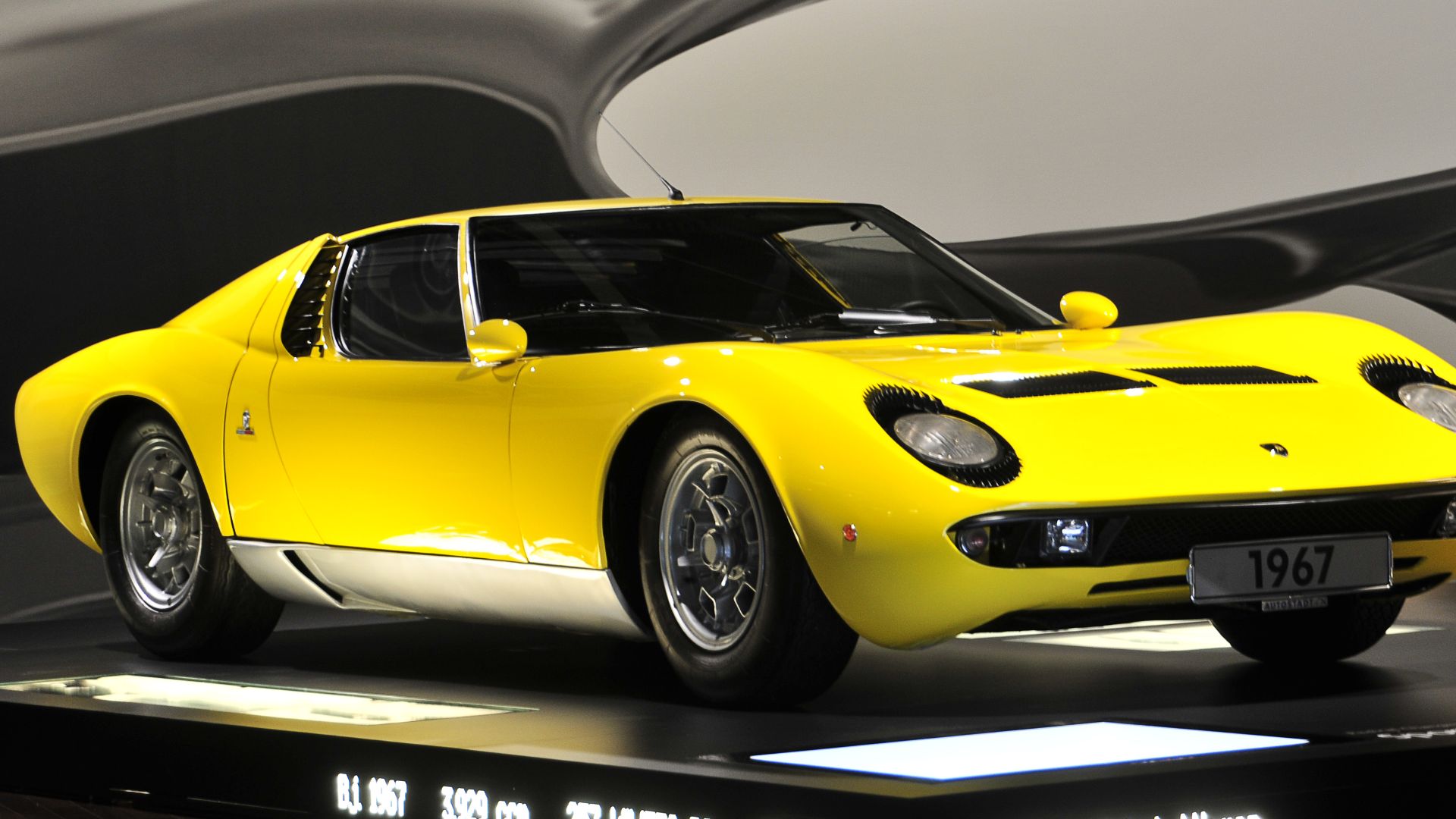 20. Lamborghini Miura