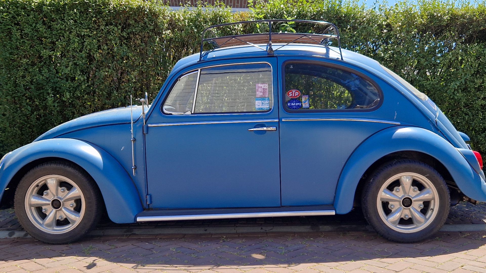 6. Volkswagen Beetle