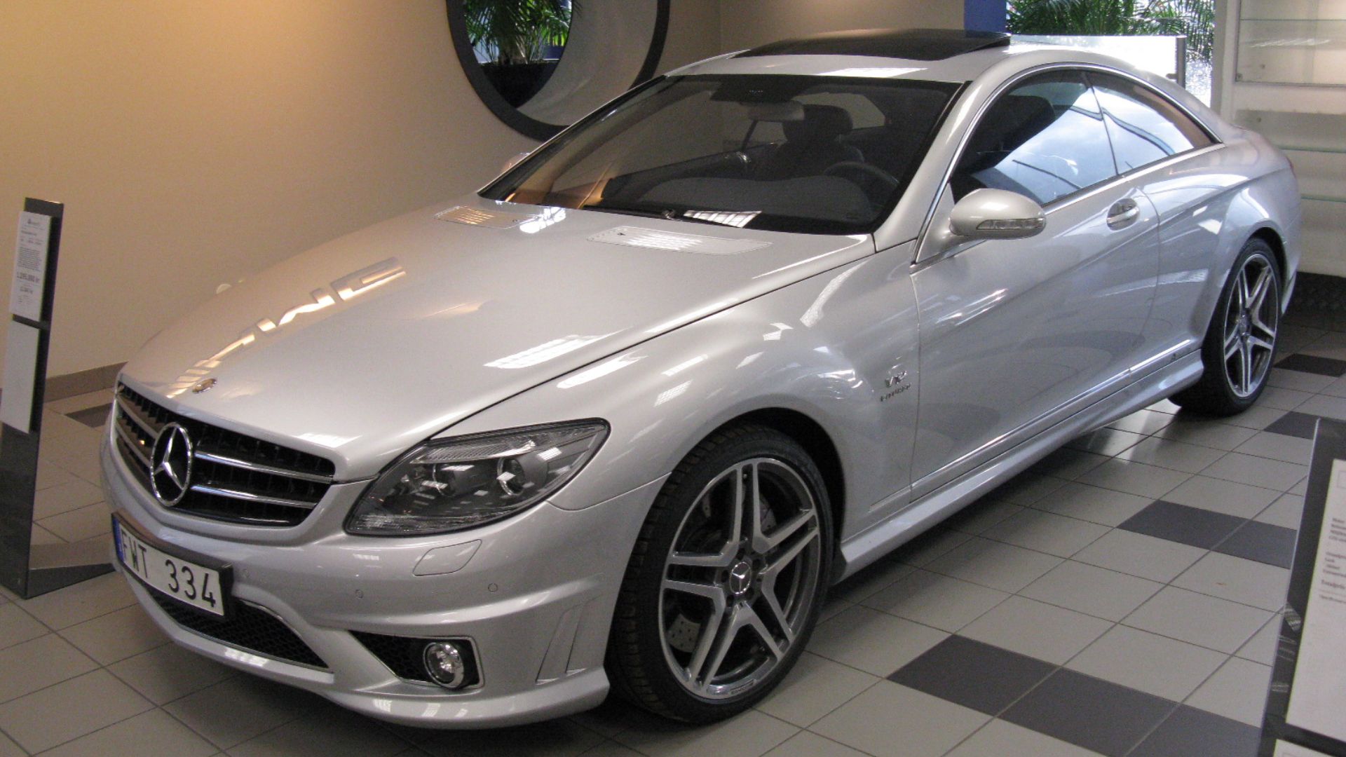 8. La C216 CL65 AMG
