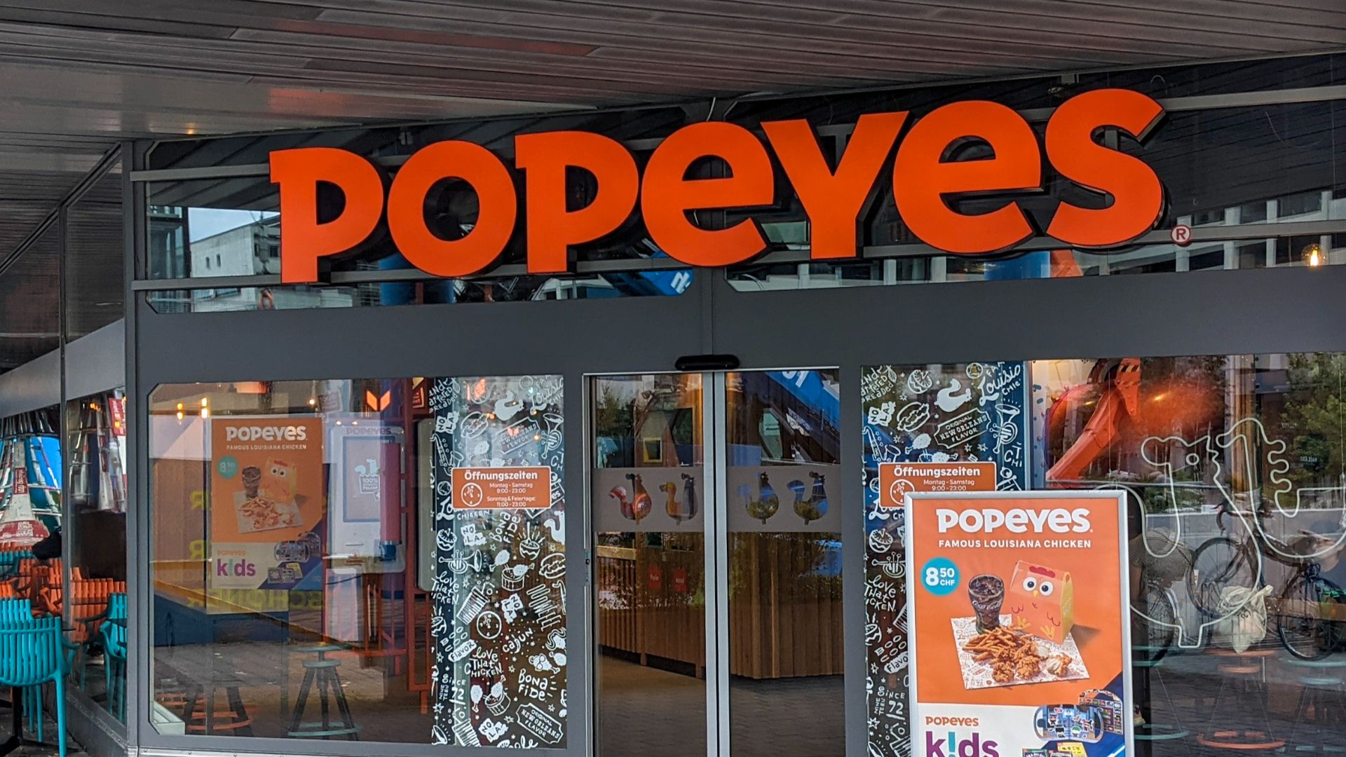 16. Popeyes supprime les haricots verts de son menu