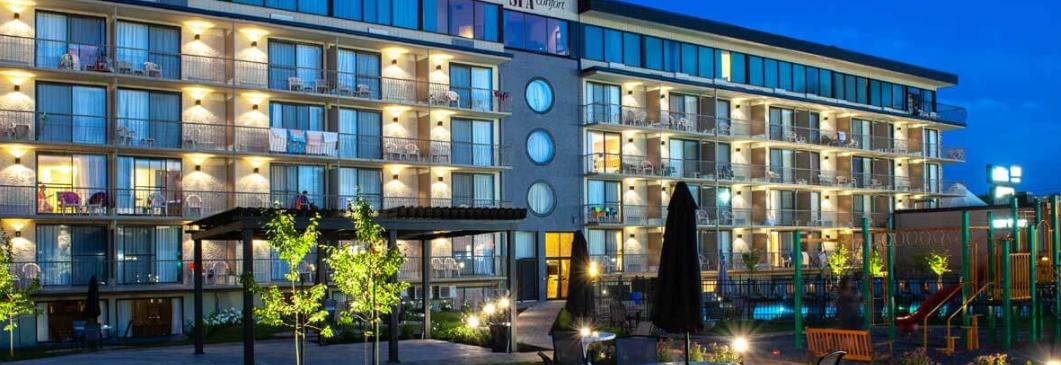 La terrasse, la nuit