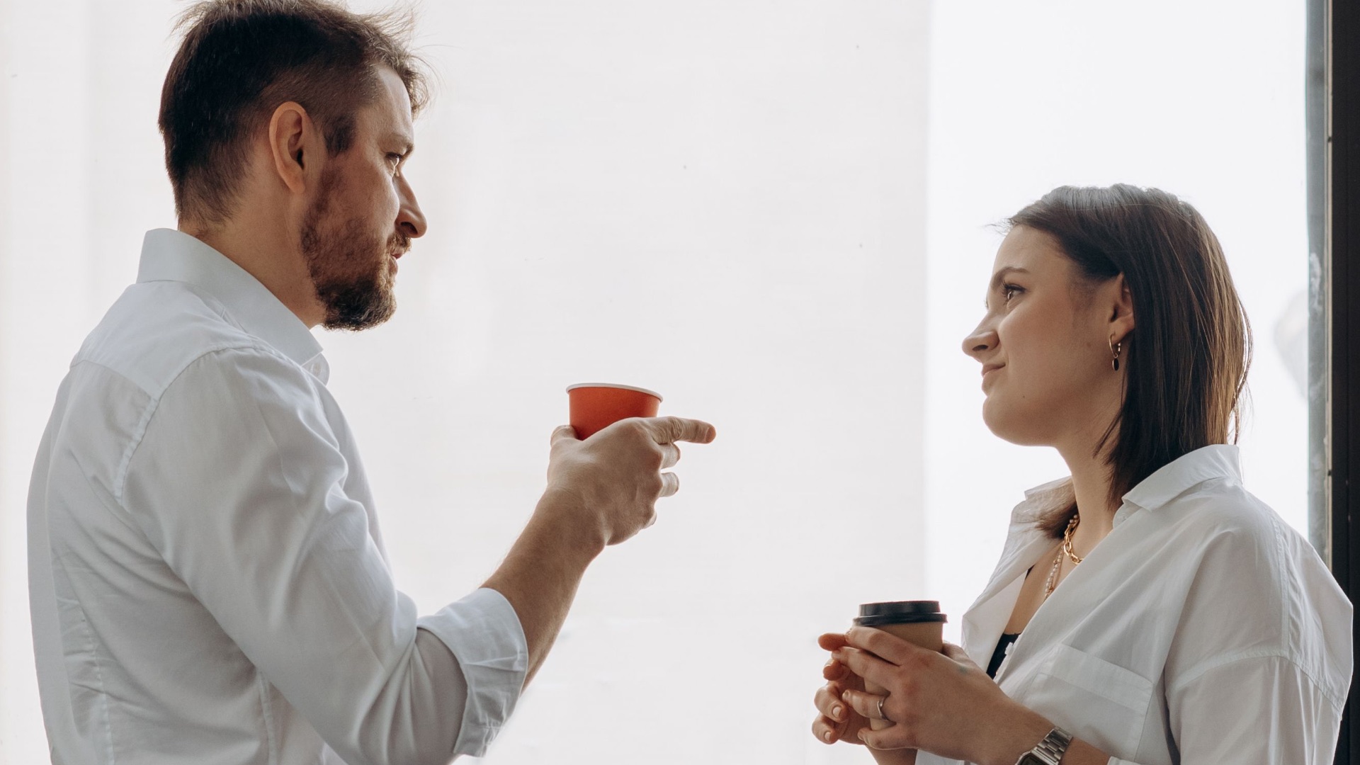 20. Parler en mal de ses amis