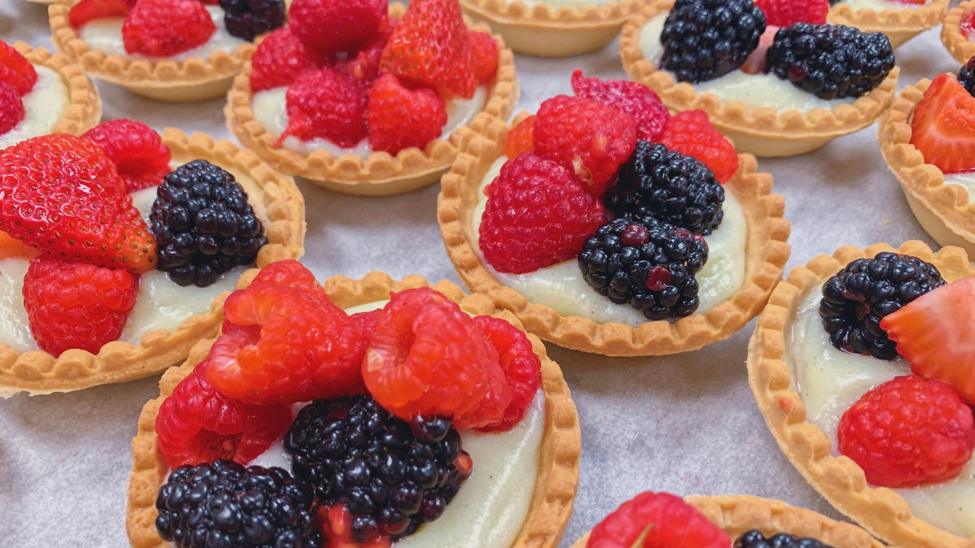 12. Mini-tartelettes aux fruits