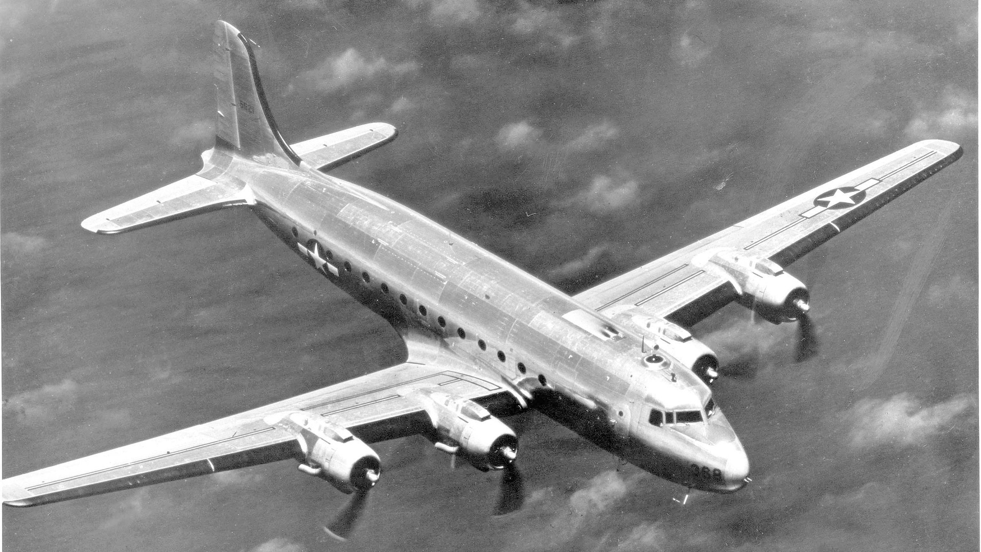 20. La disparition du Douglas C-54D