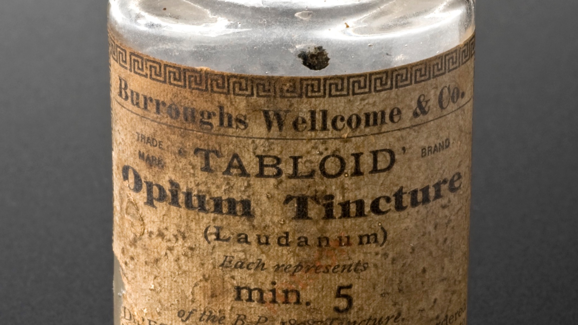 4. On donnait aux bébés des sirops apaisants à base d'opium