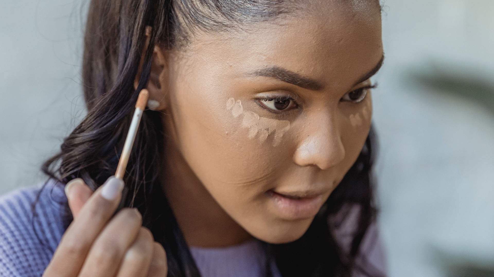 Les 10 erreurs que l’on commet souvent en achetant des produits de soin ou de maquillage, et 10 conseils à suivre pour mieux faire