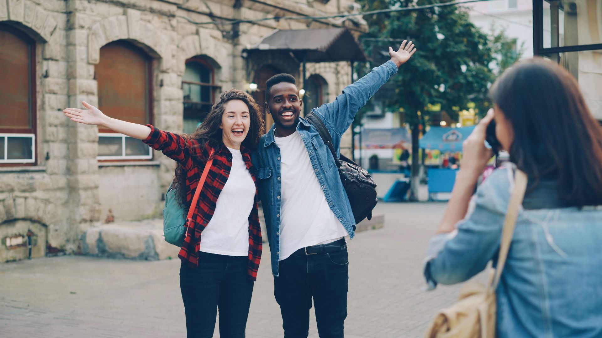 7. Tu es heureux quand tout va bien pour eux