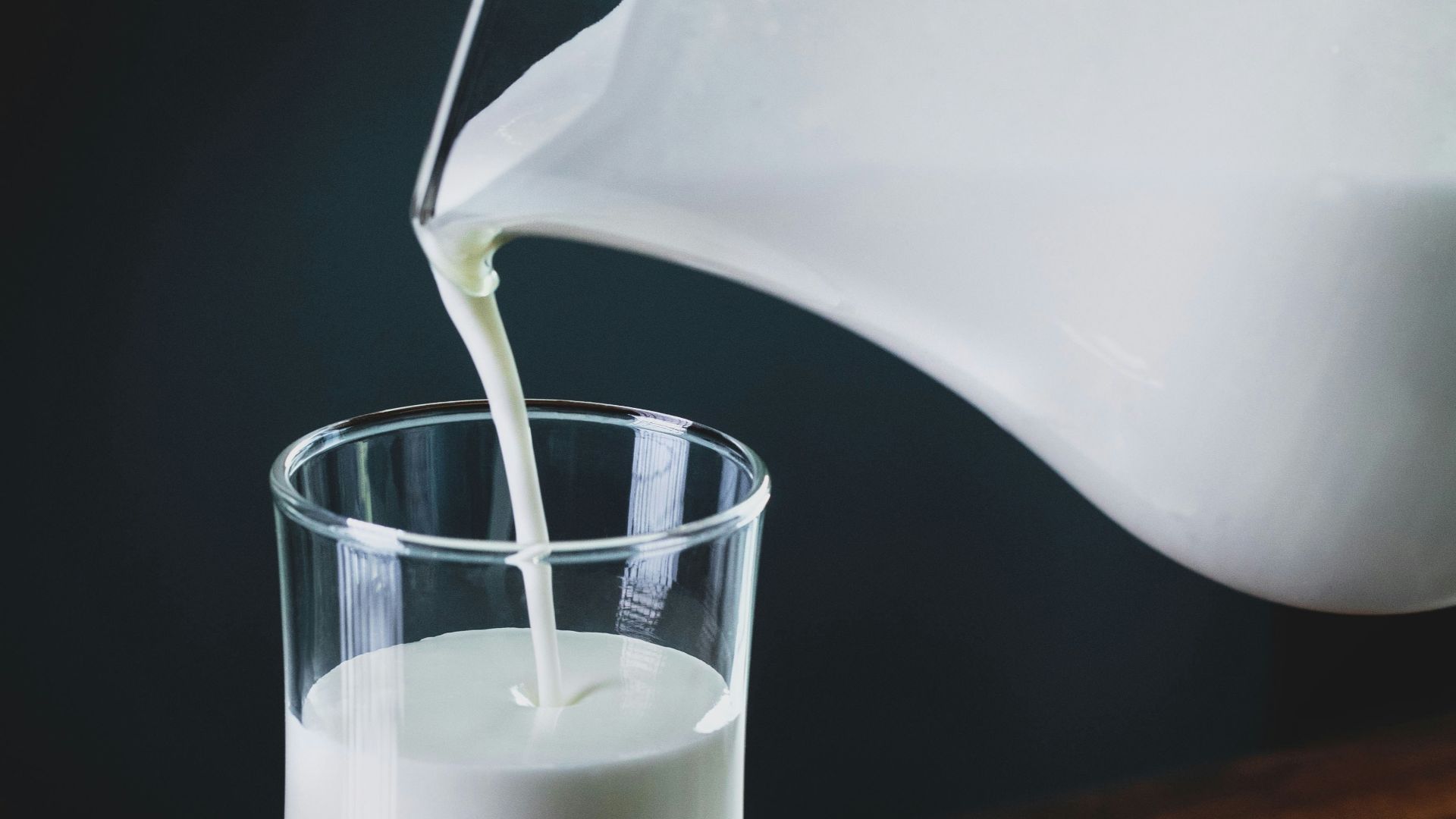 17. Éliminer la saleté avec du lait tourné