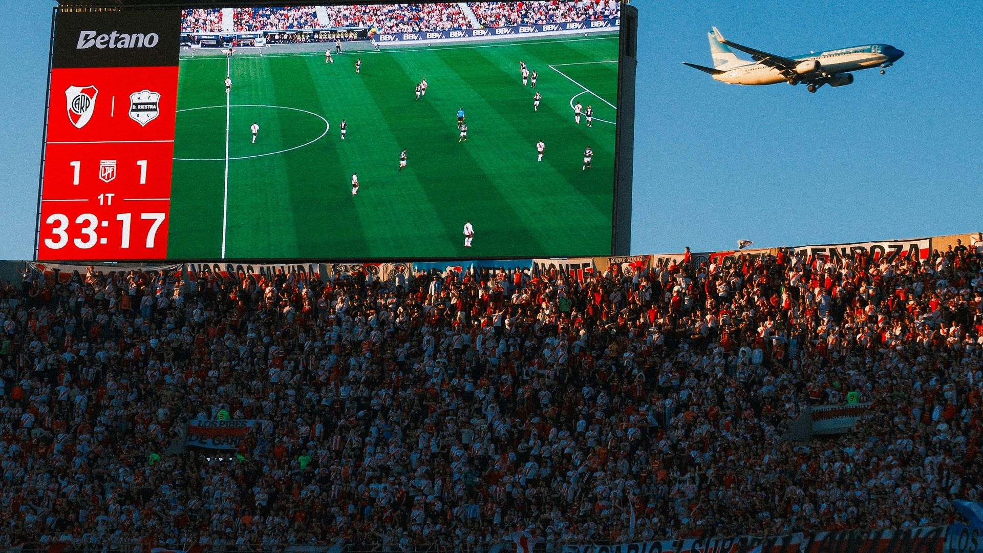 17. Traiter les supporters adverses comme des intrus