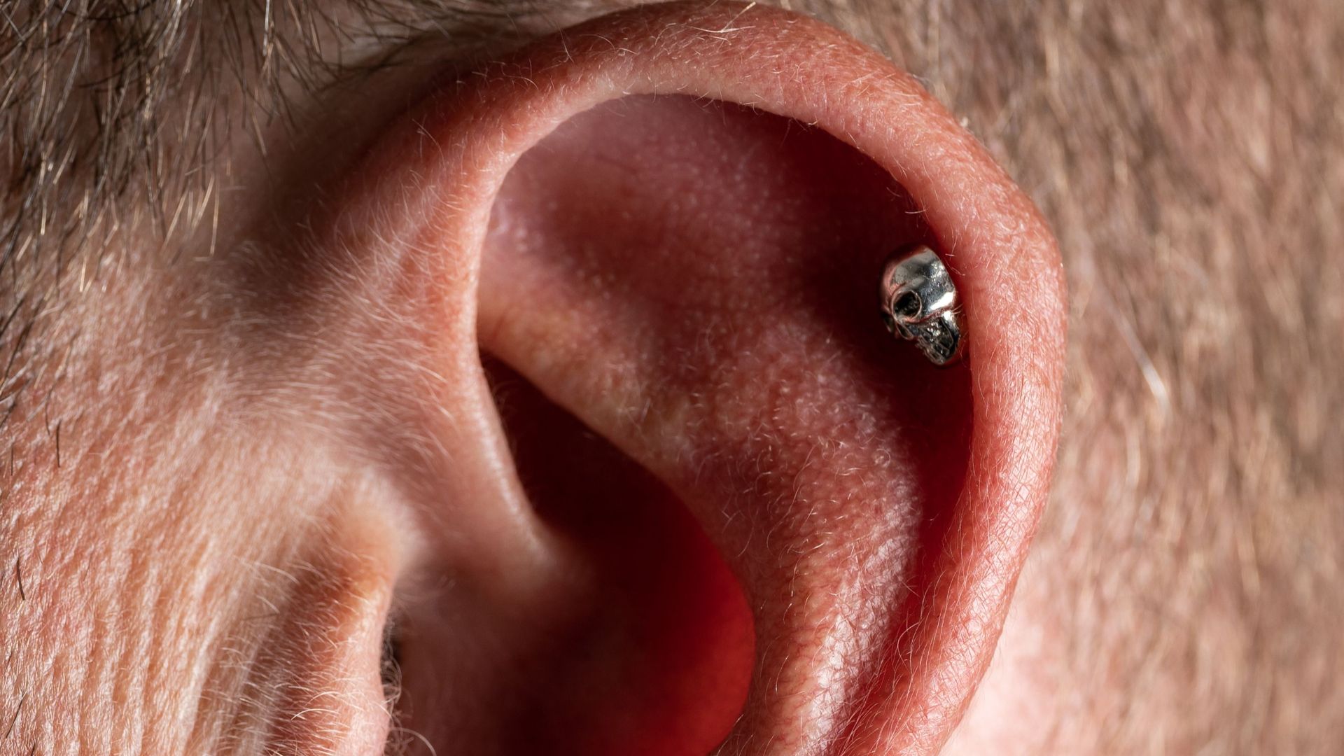 8. Un piercing plat