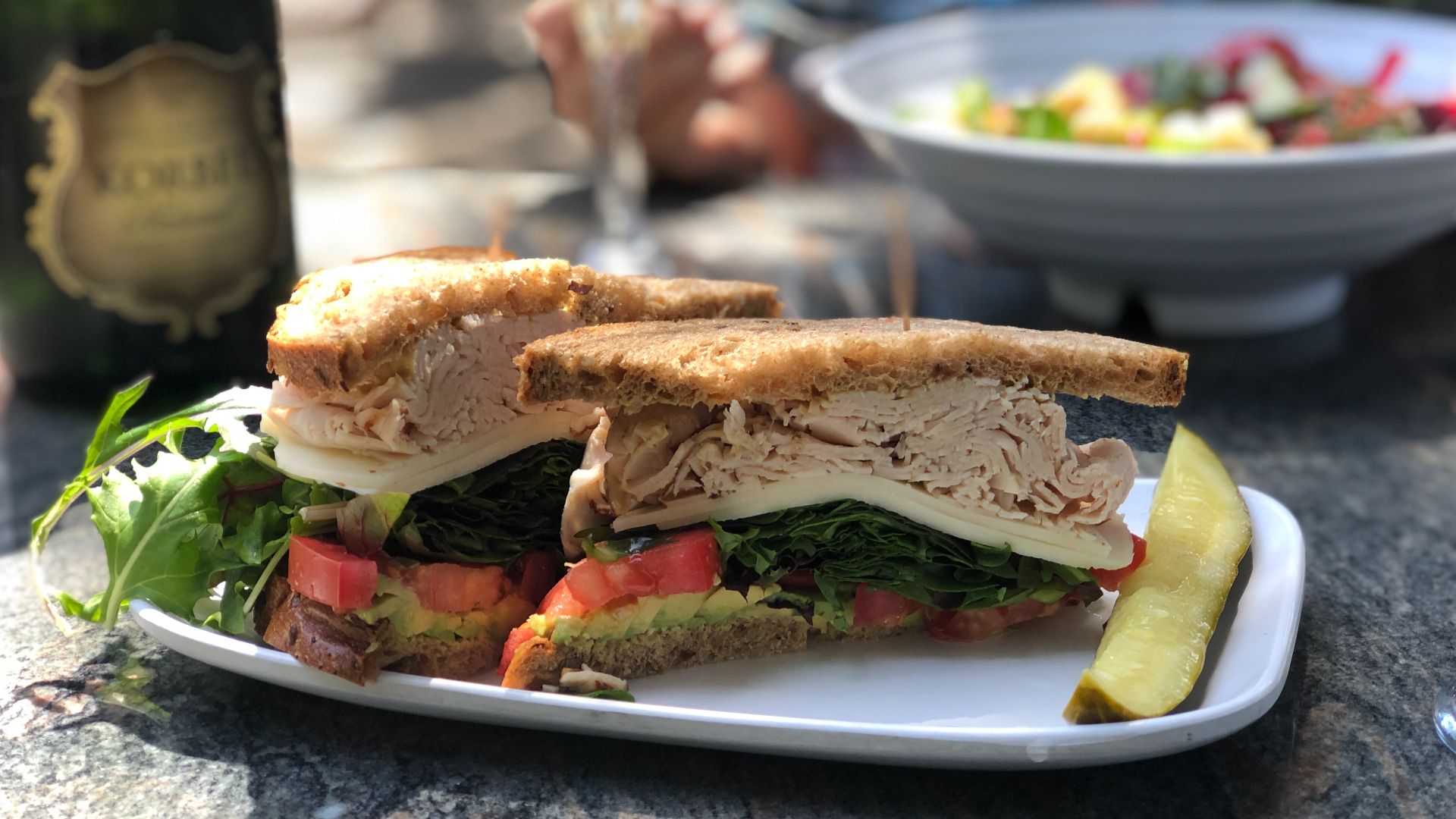 18. Sandwich chaud à la dinde