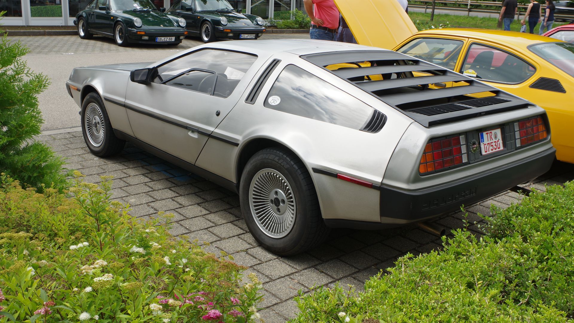 4. DeLorean DMC-12