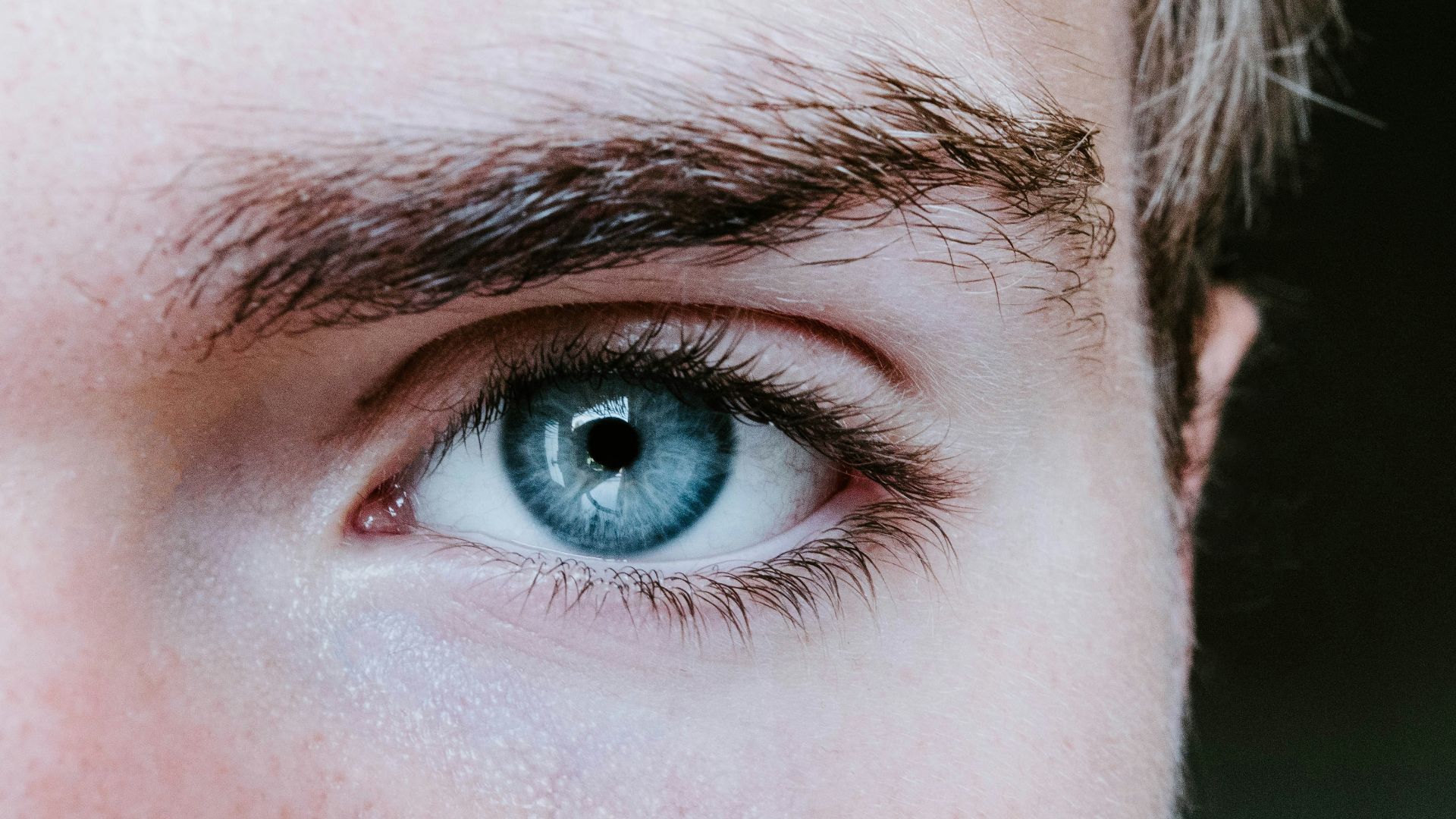 9. Soignez vos sourcils