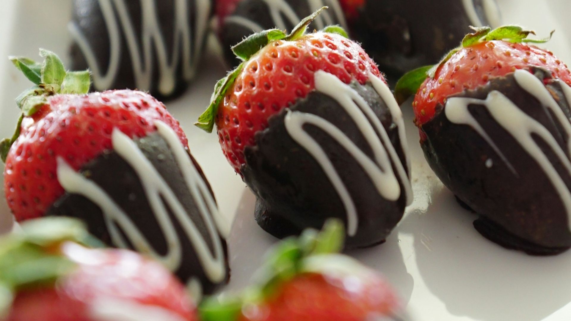 20. Fraises enrobées de chocolat