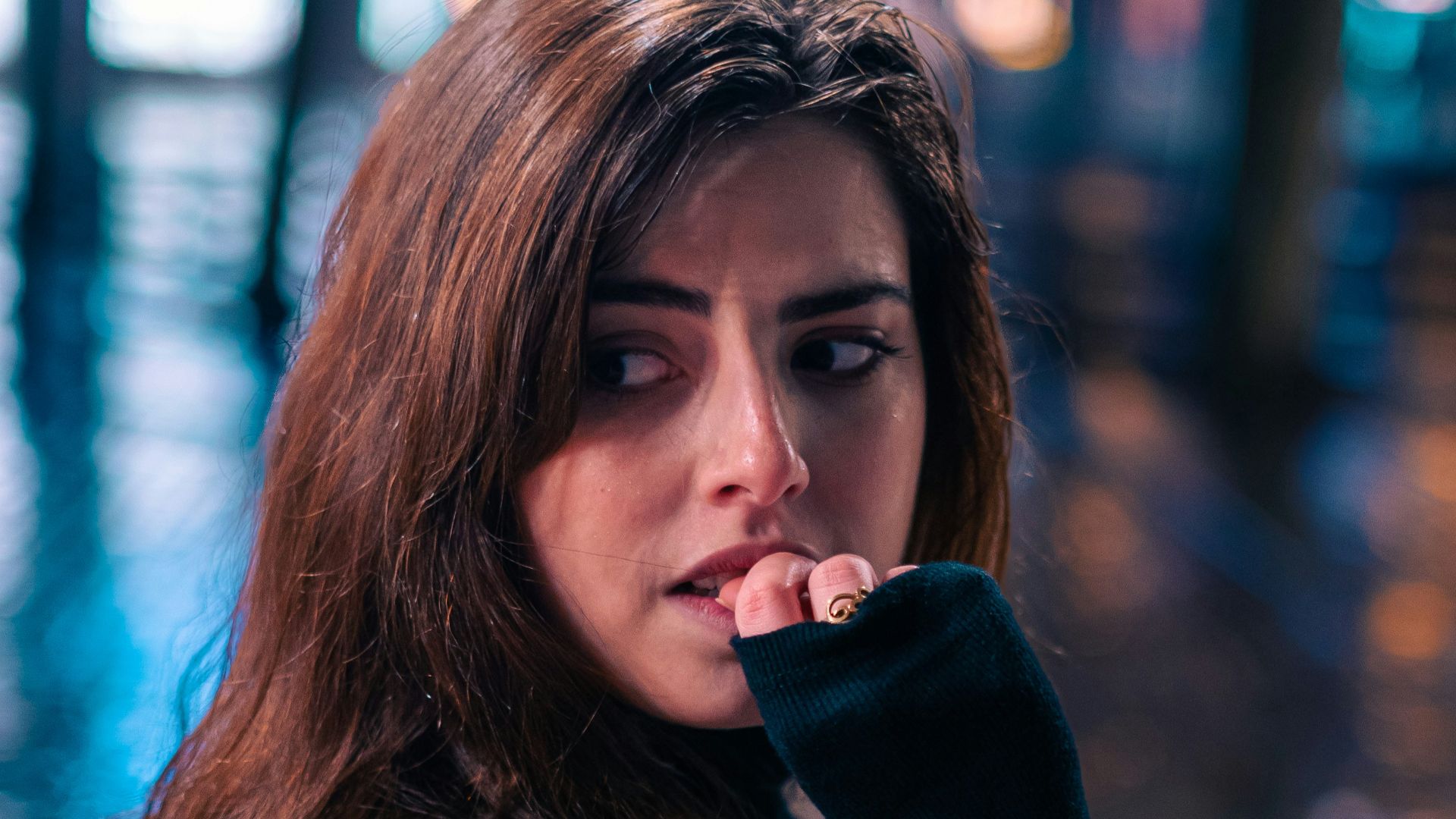 20 décisions inconscientes que votre système nerveux prend à votre place avant même que vous ne vous en rendiez compte