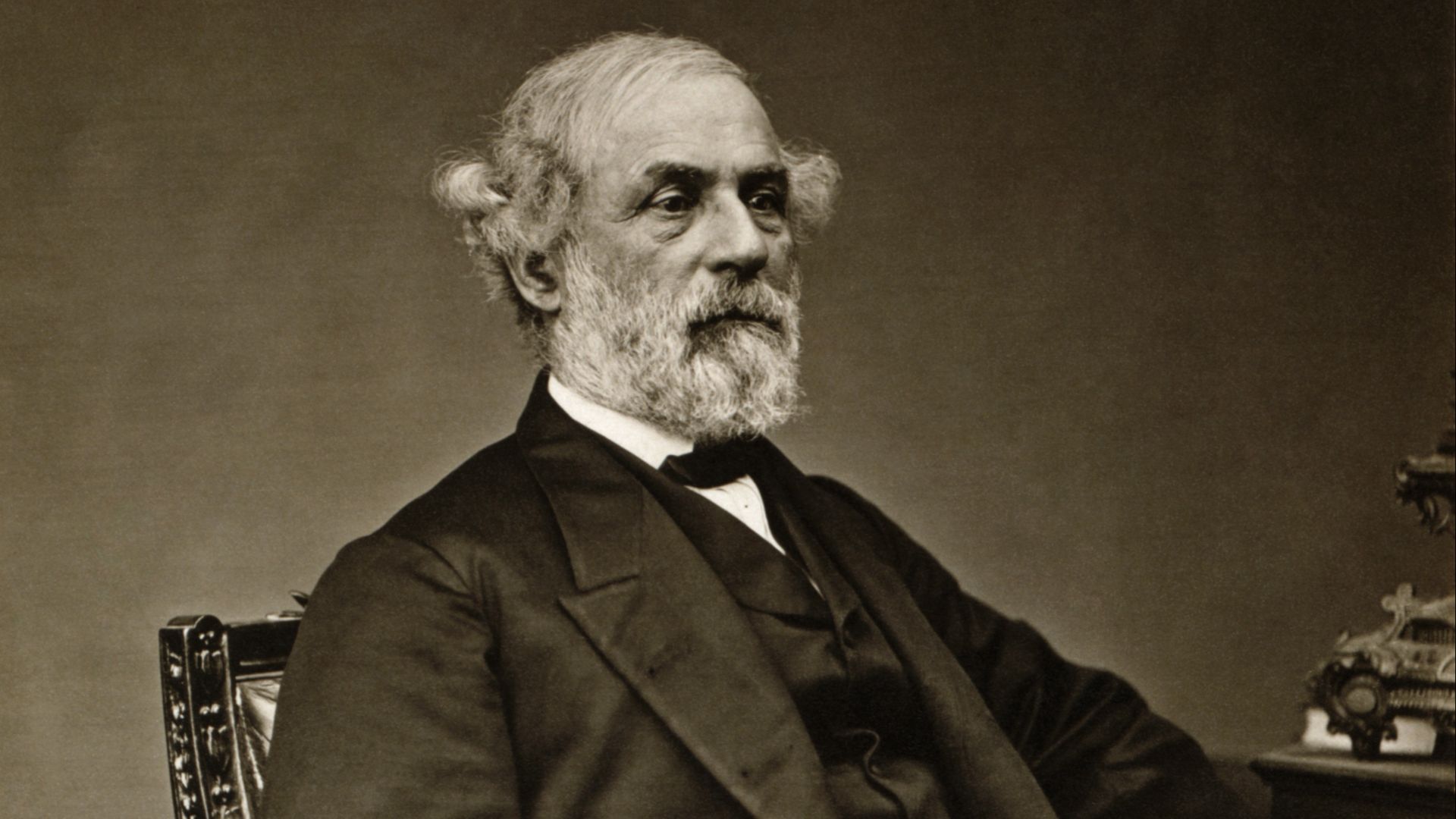 4. Robert E. Lee