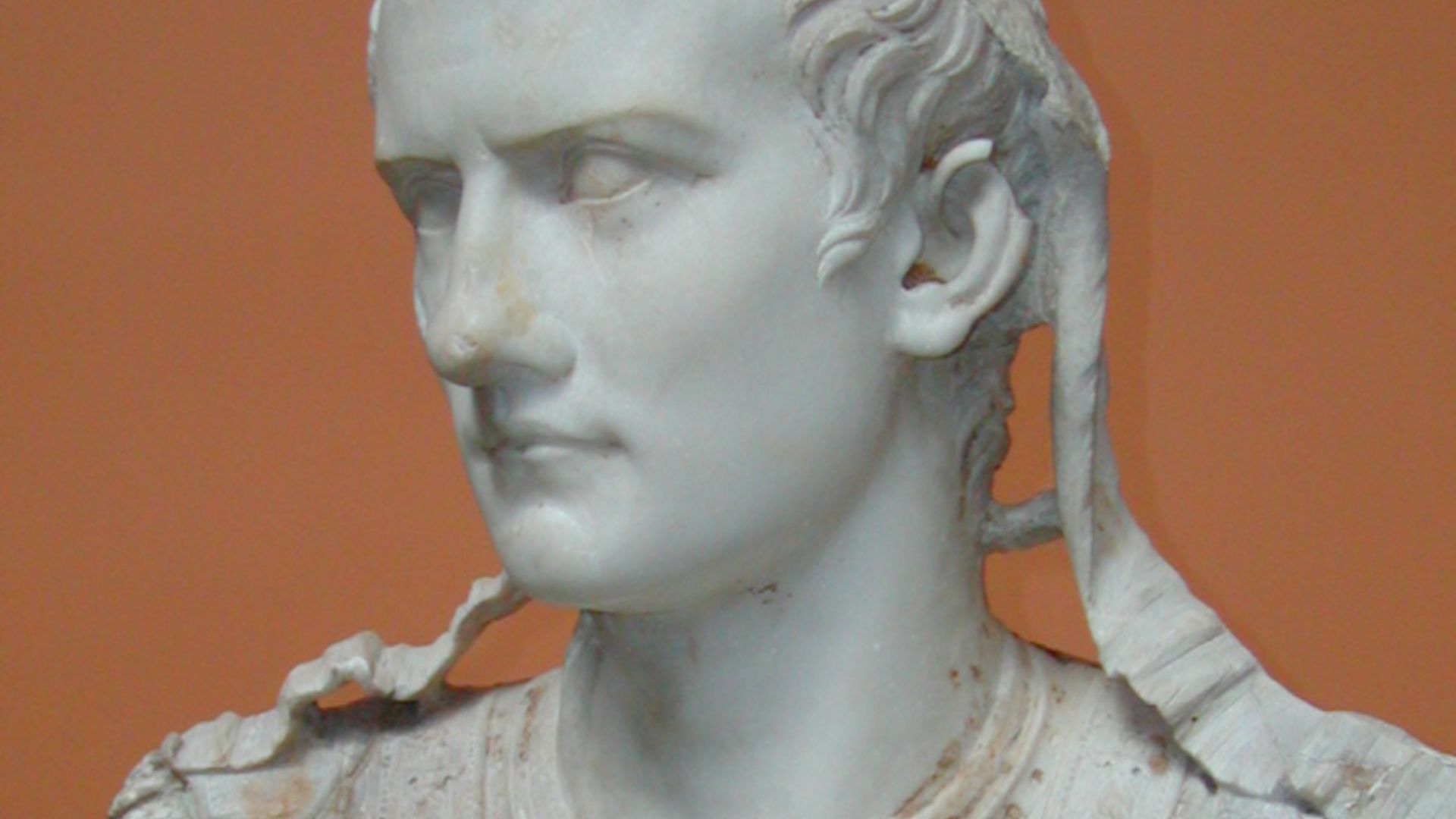 3. Caligula, « Little Boots »